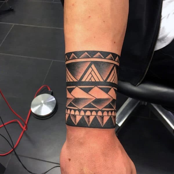Armband Cool Stylish Forearm Tattoos