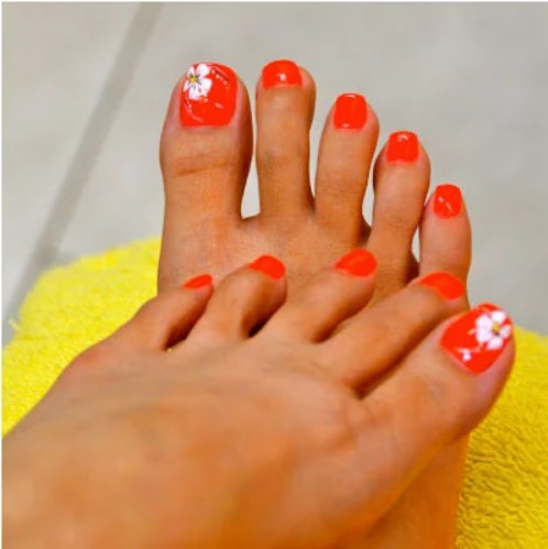 Simple toenail design