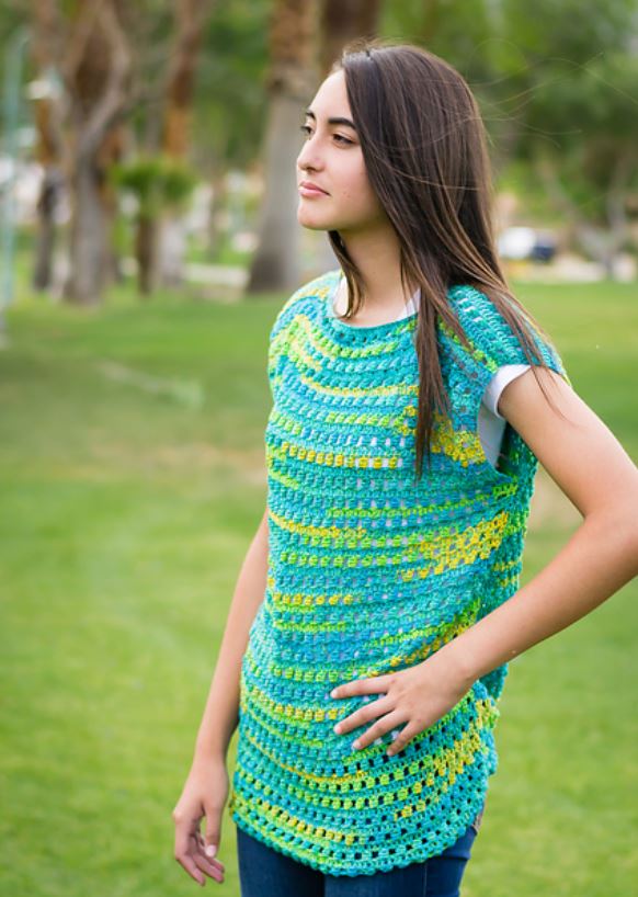 Free crochet pattern for the Oasis Cluster Top