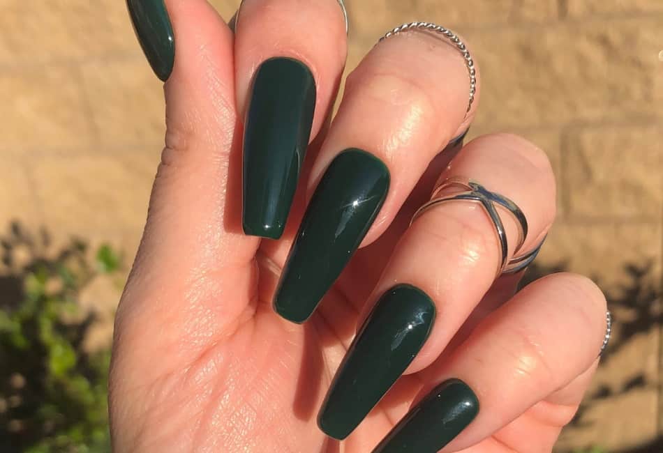 Dark Green Nail Color