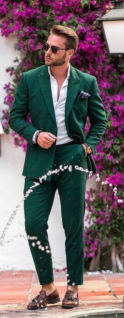 22 Birthday Outfits Ideas for Men to Wear in 2023