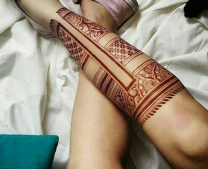 Henna Leg Tattoos for Women
